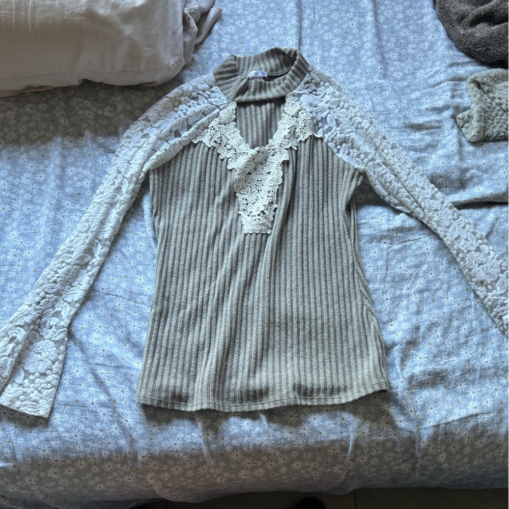 Venus long sleeve lace top